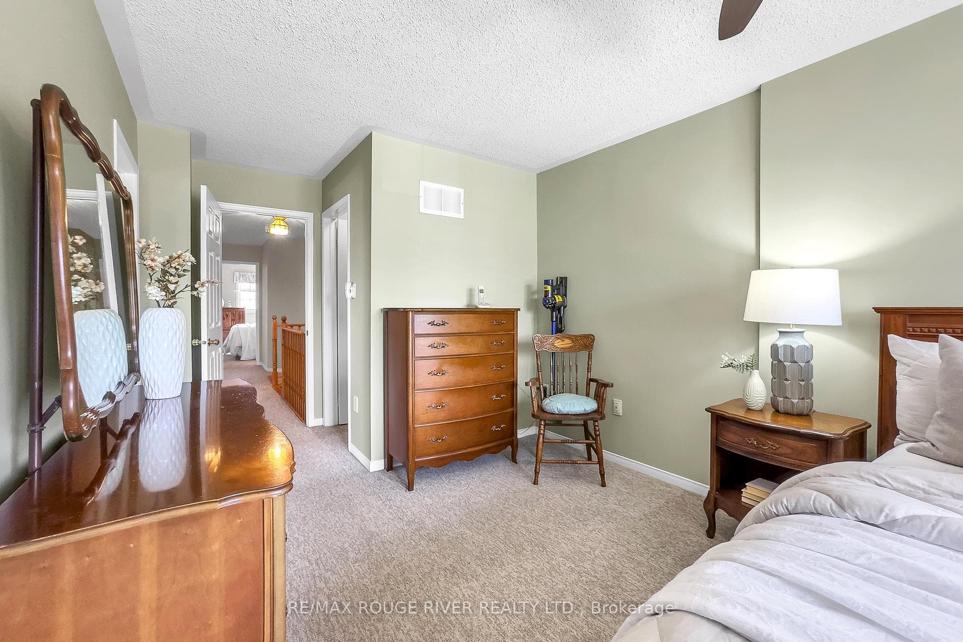 47 Candlebrook Drive photo 31