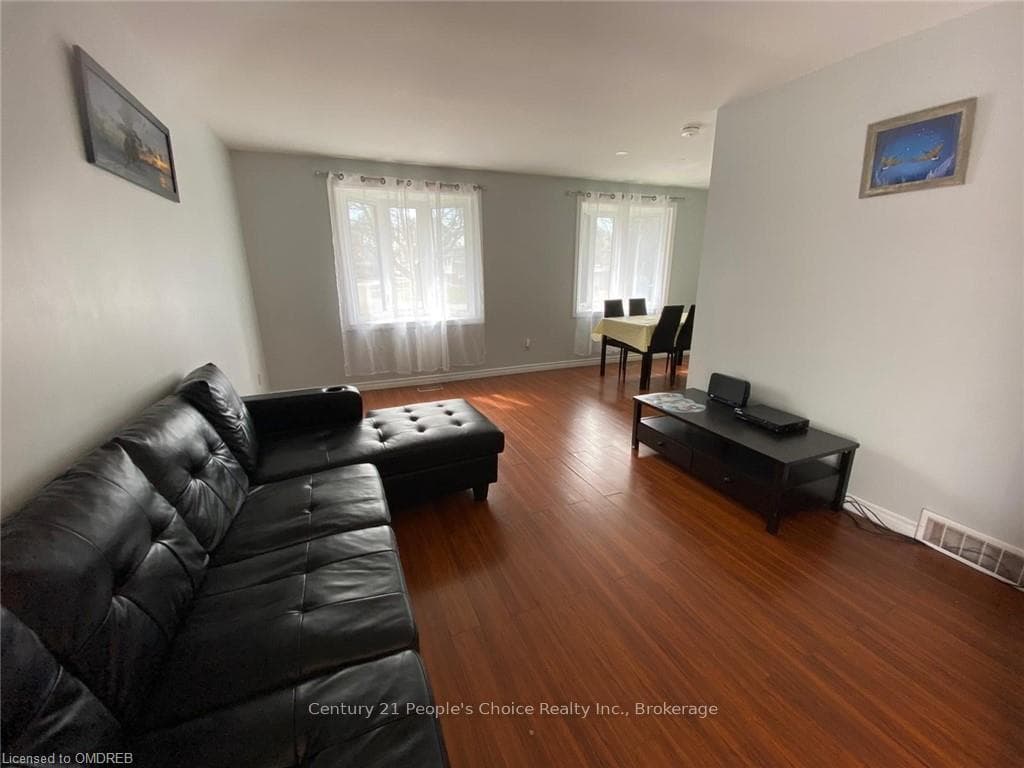 114 SPEIGHT Boulevard photo 5