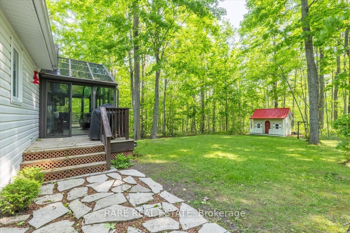 37 Boyd Crescent photo 14