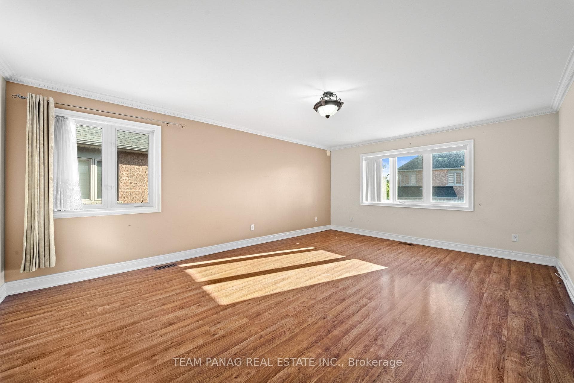 52 Mount Royal Circle photo 24