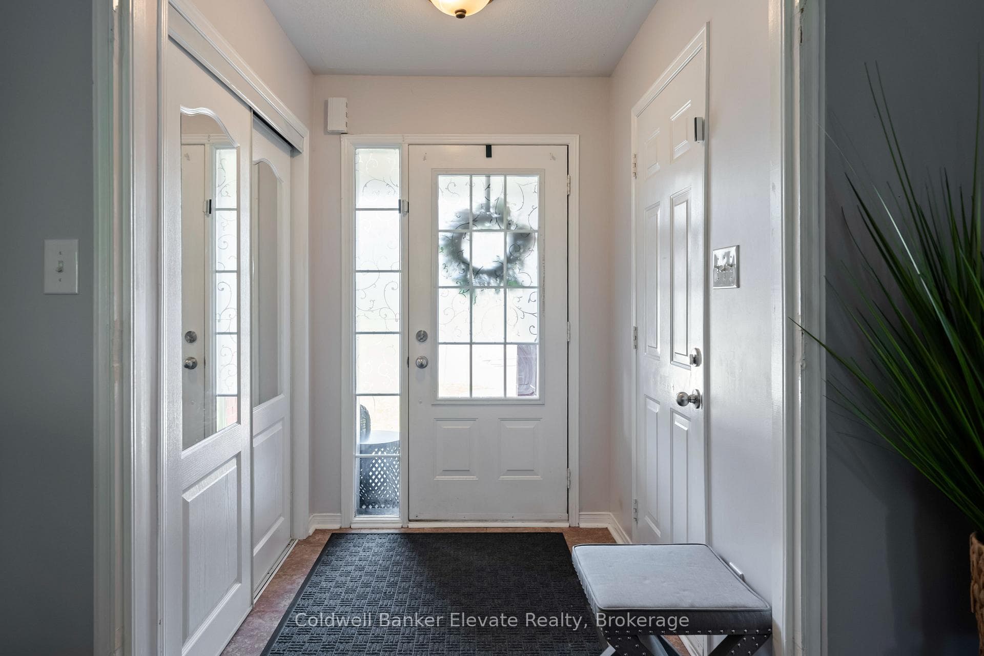 91 Snowberry Crescent photo 17