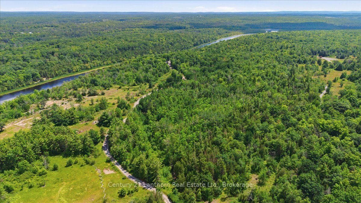 673 Lahey Road photo 46