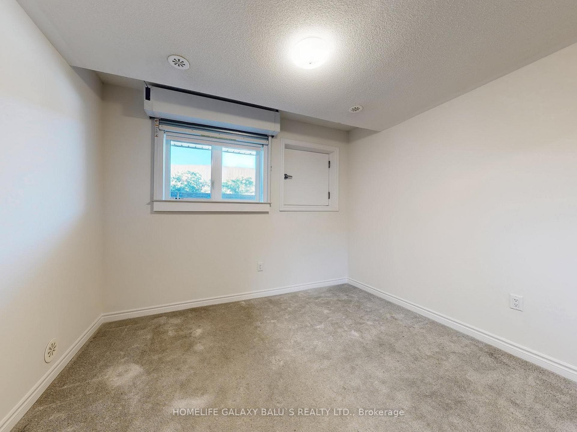 480 Beresford Path Unit 14 photo 29