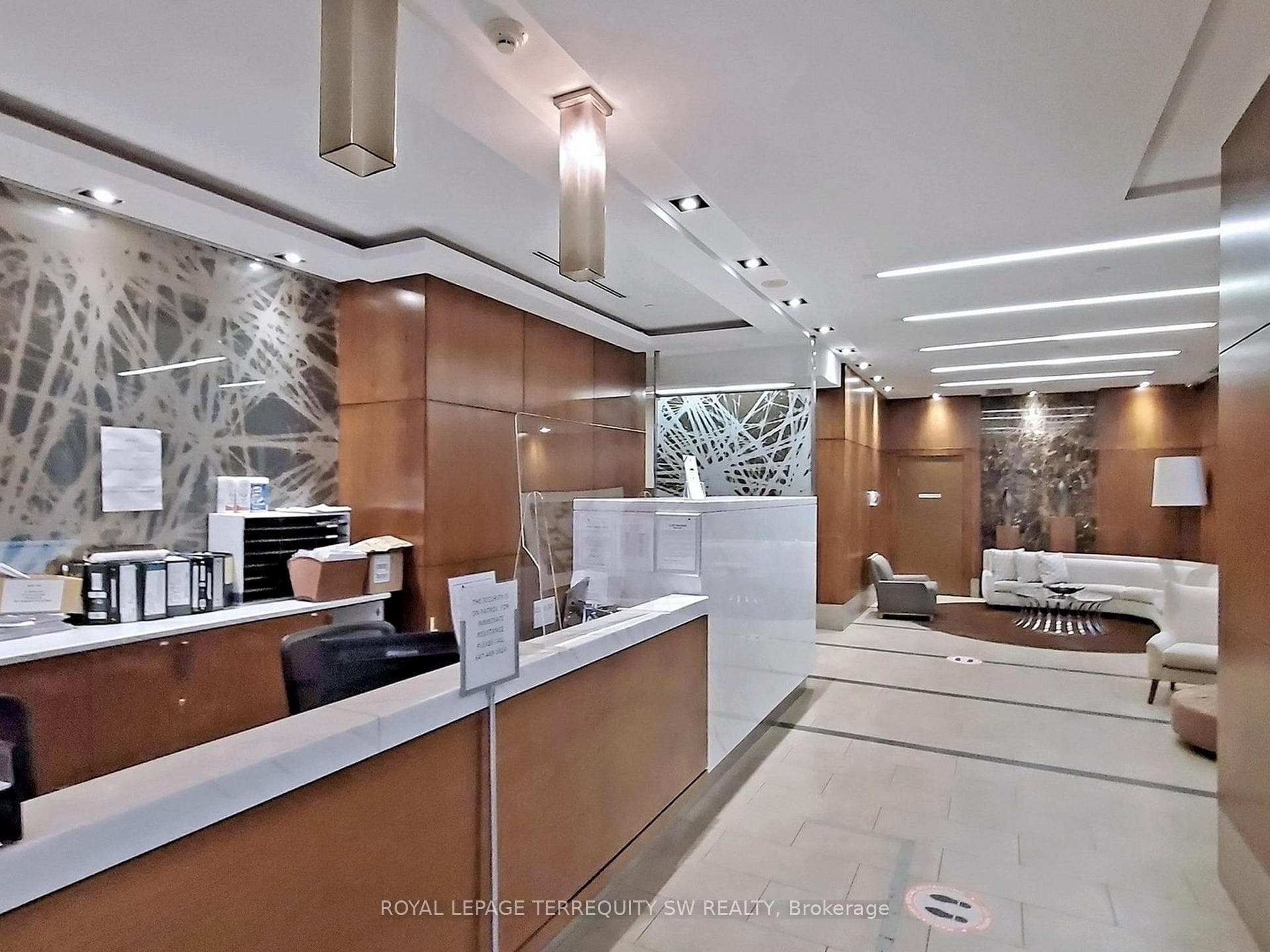 2015 Sheppard Avenue Unit 3501 photo 4