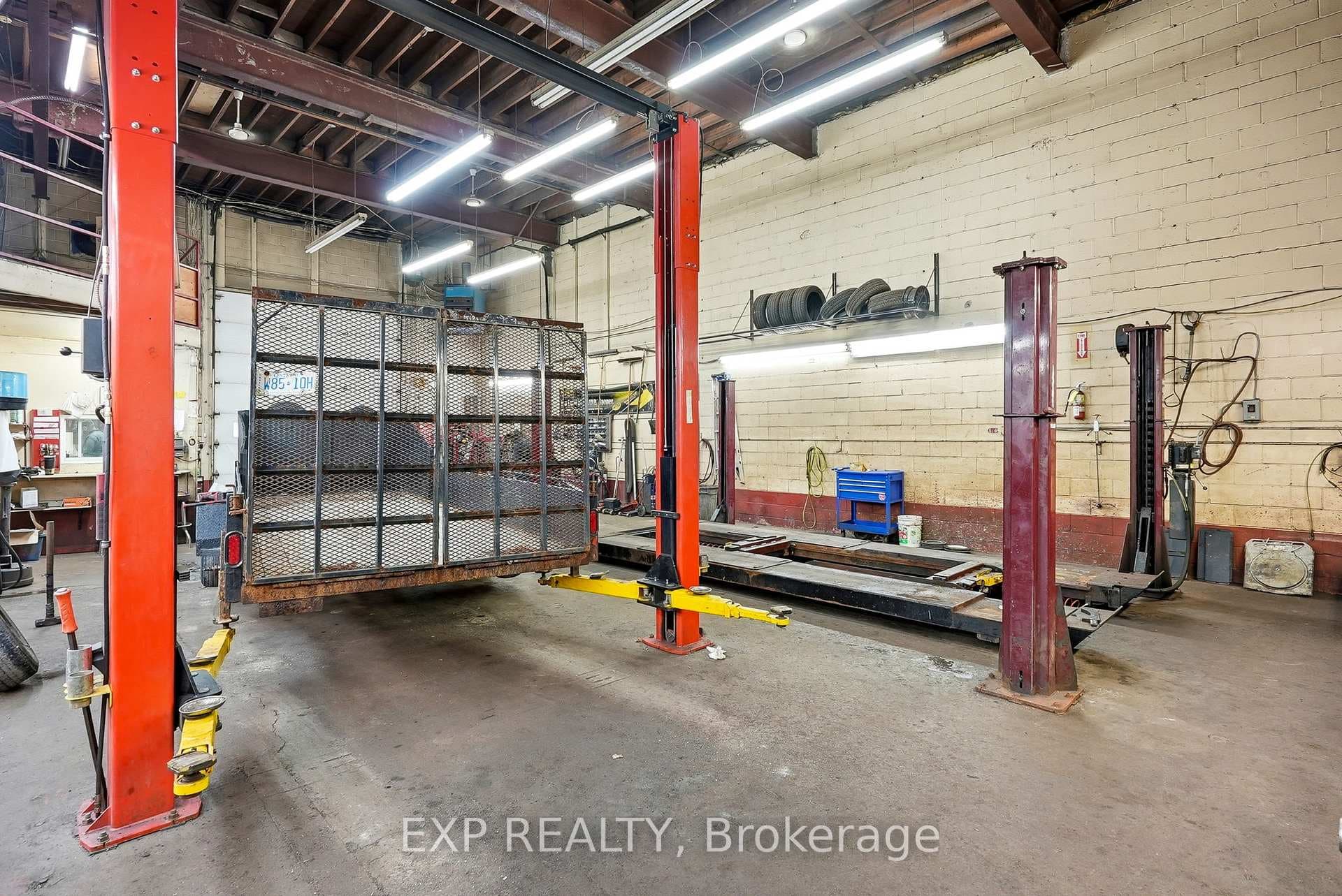 1237 1255 Cousineau Street photo 25