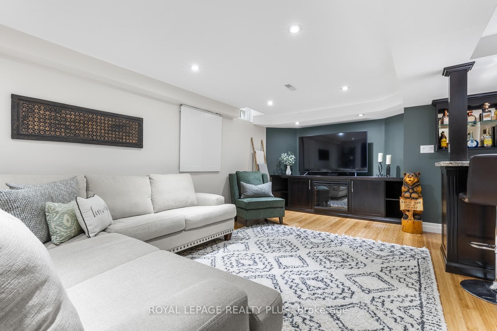 5 Anjou Place photo 27
