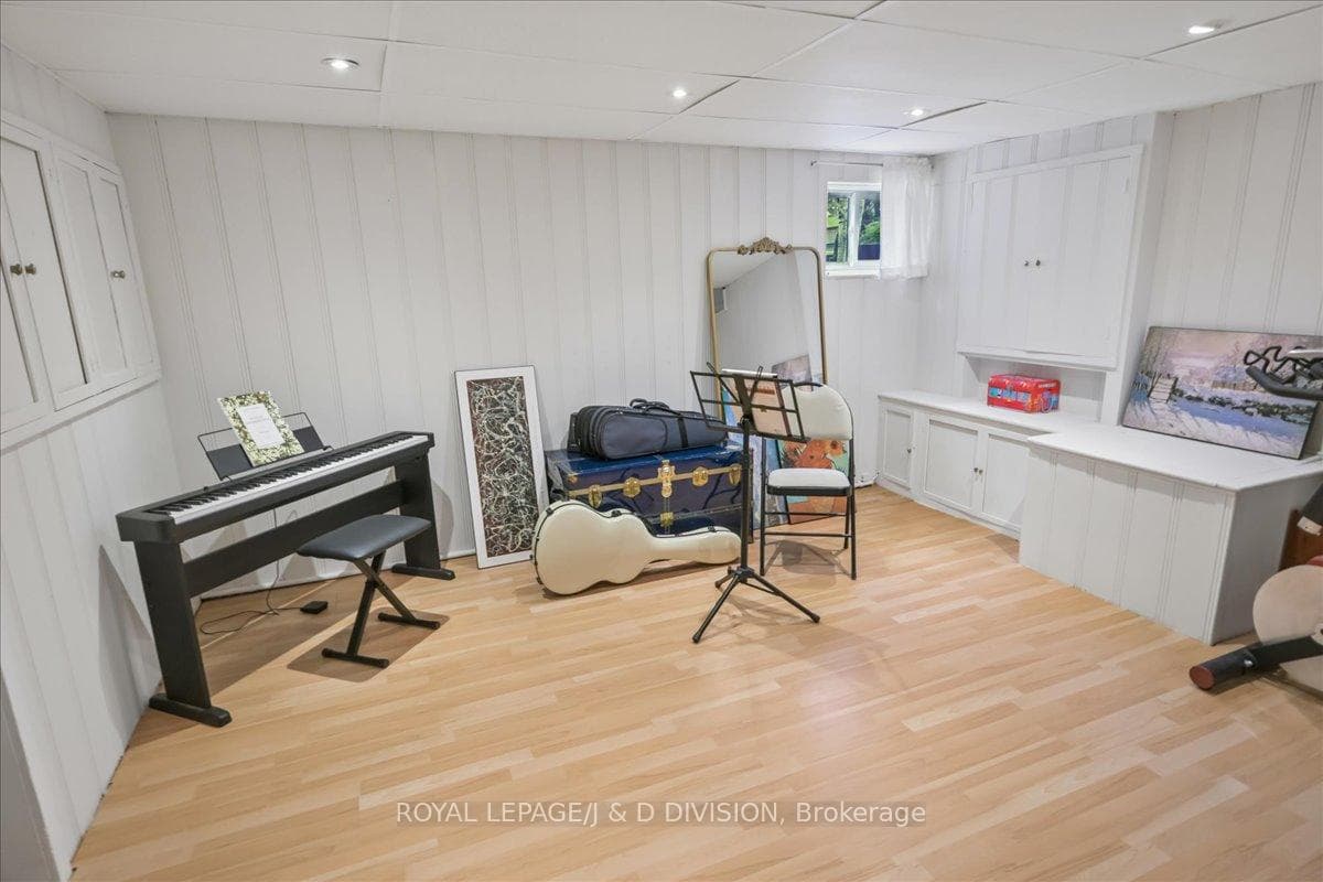 51 Skylark Road photo 30