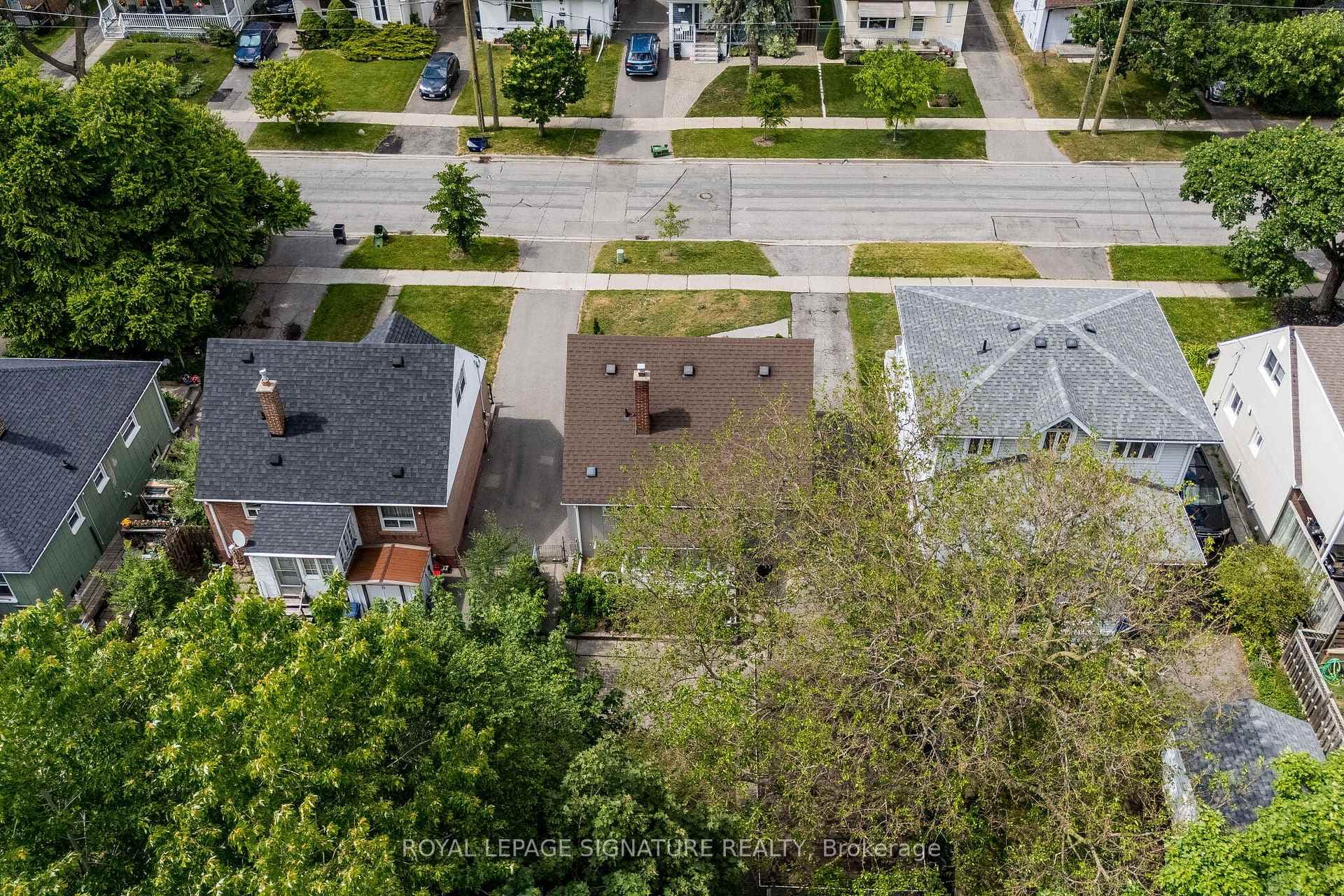 7 Putney Road photo 35