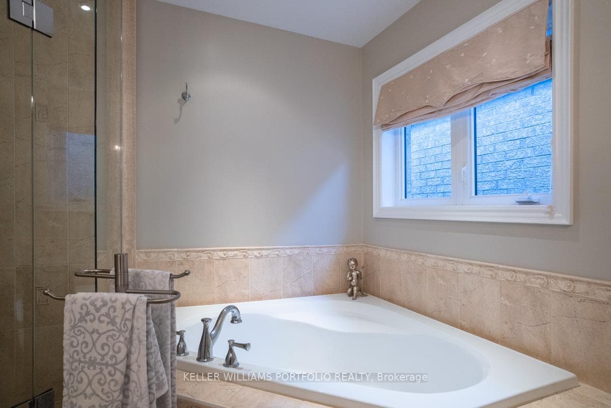 Primary Bedroom Ensuite Bathroom