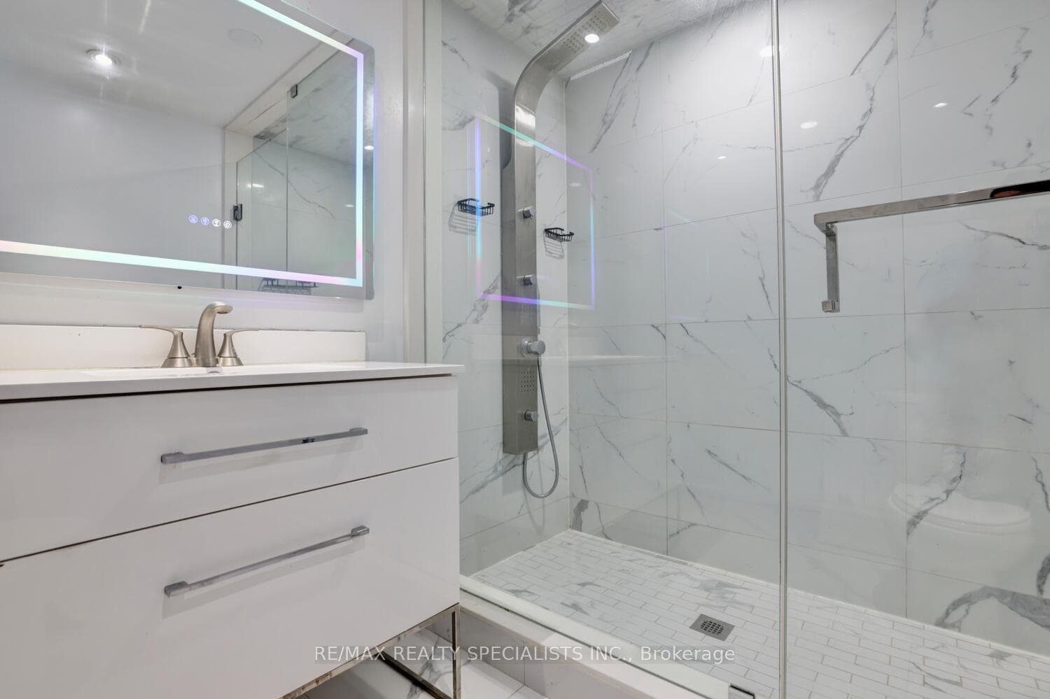 Lower level bathroom.