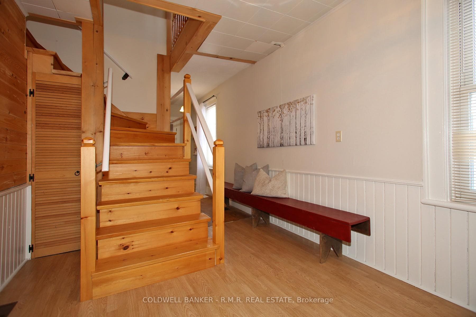 367 Lakeshore Road photo 17