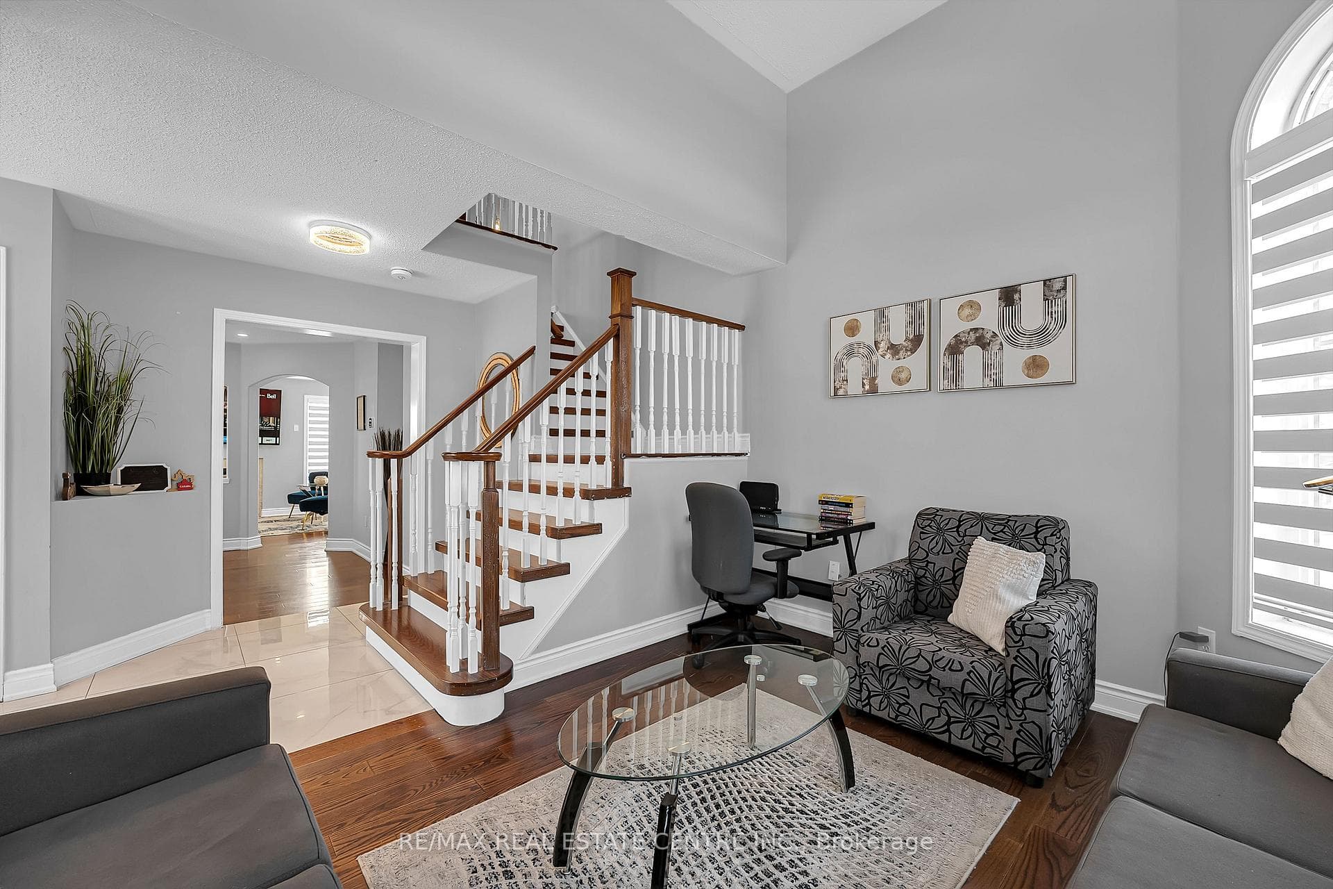 834 Ferguson Drive photo 10