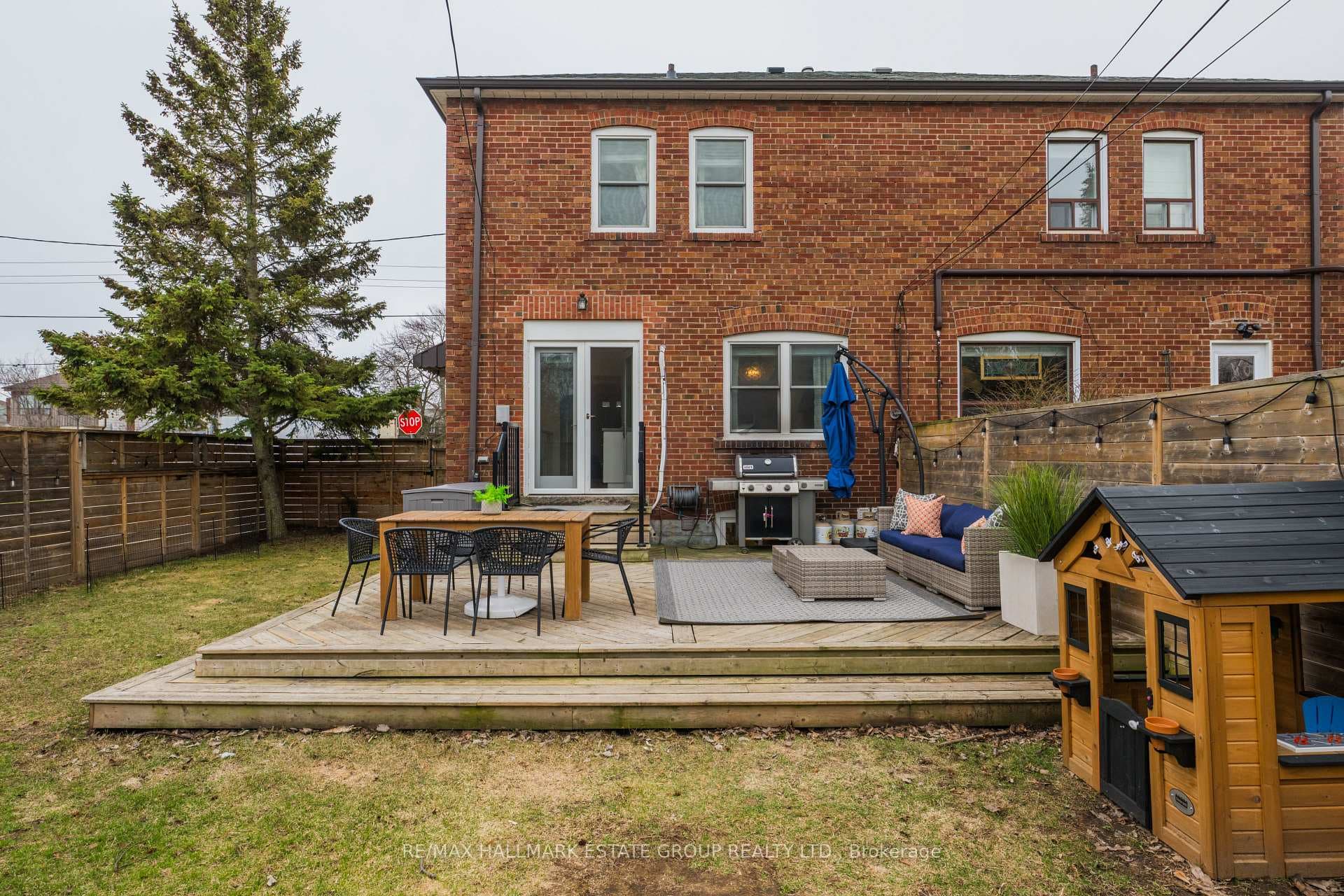 242 O'Connor Drive photo 46