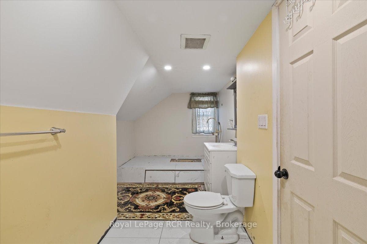 3-piece bathroom