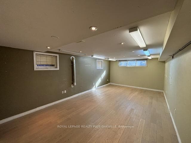 1337 Sheldon Avenue photo 19