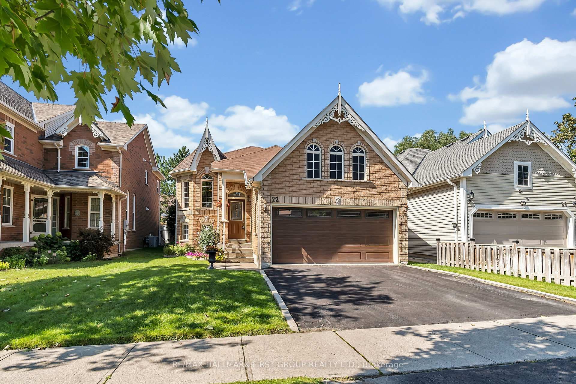 22 Waring Avenue photo 1