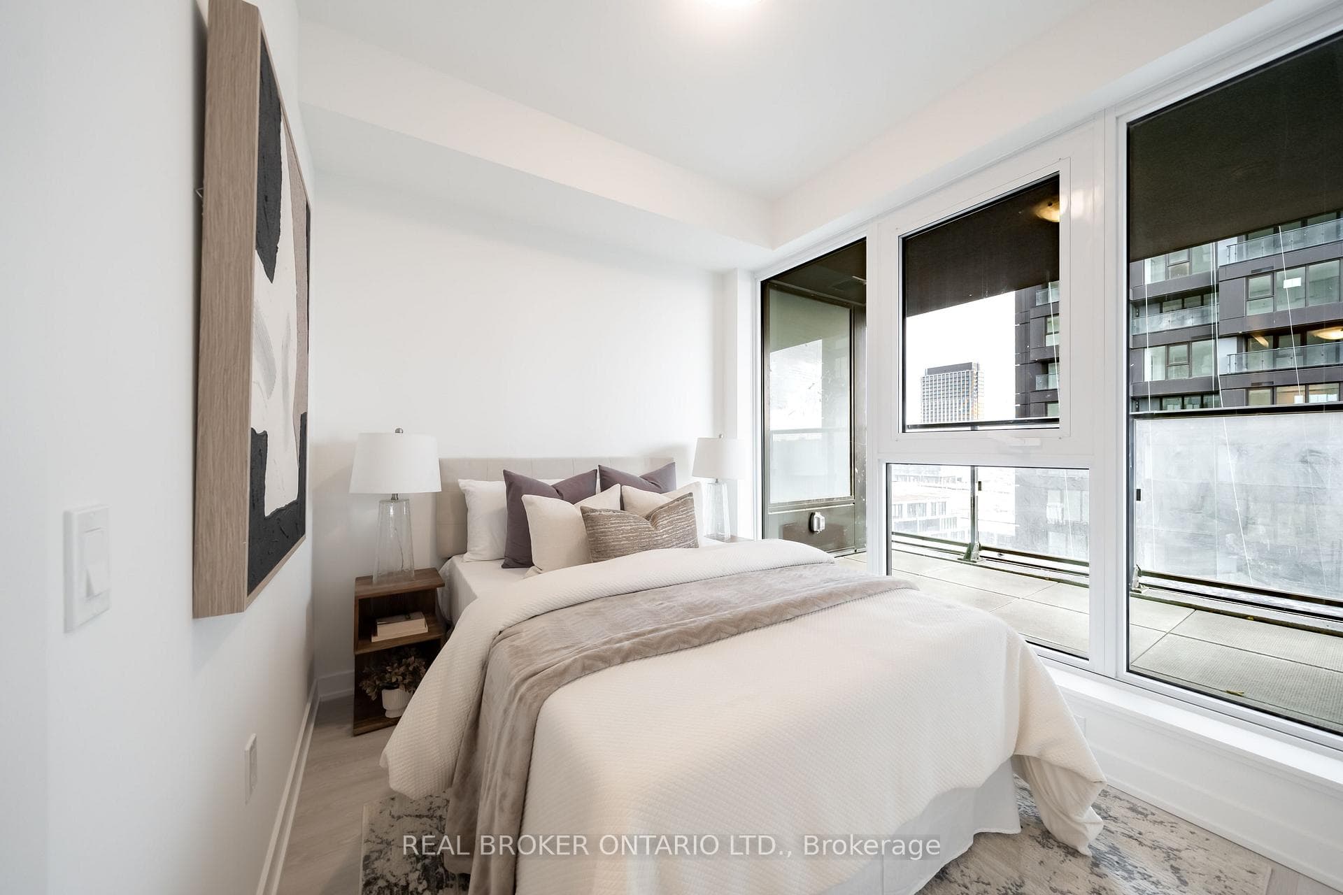 1 Quarrington Lane Unit 912 photo 12
