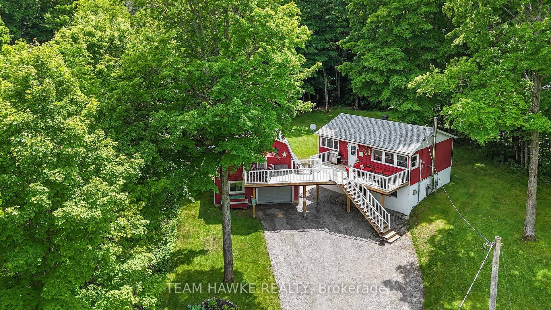 120 Timcourt Drive photo 1