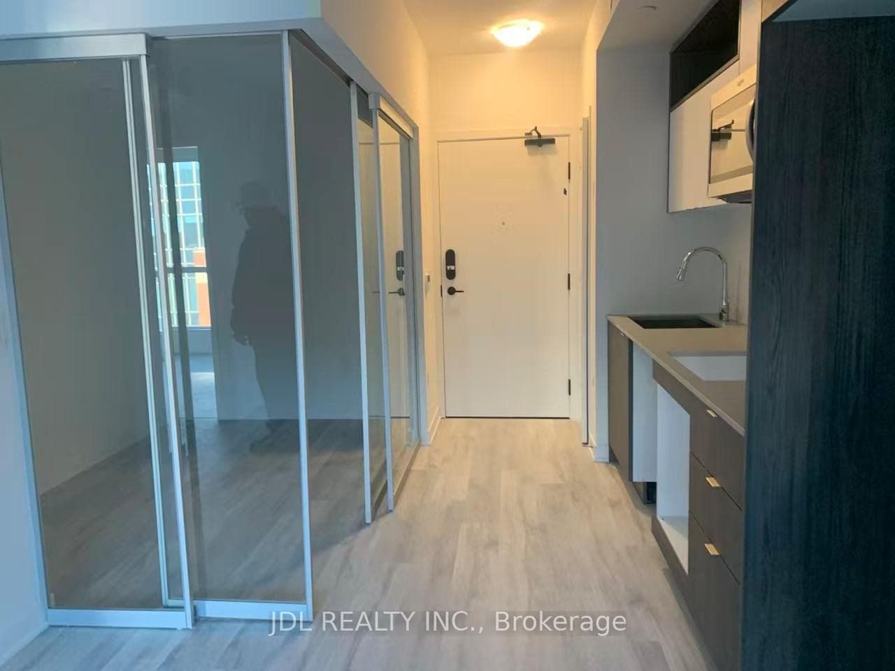 70 Princess Street Unit 701 photo 8