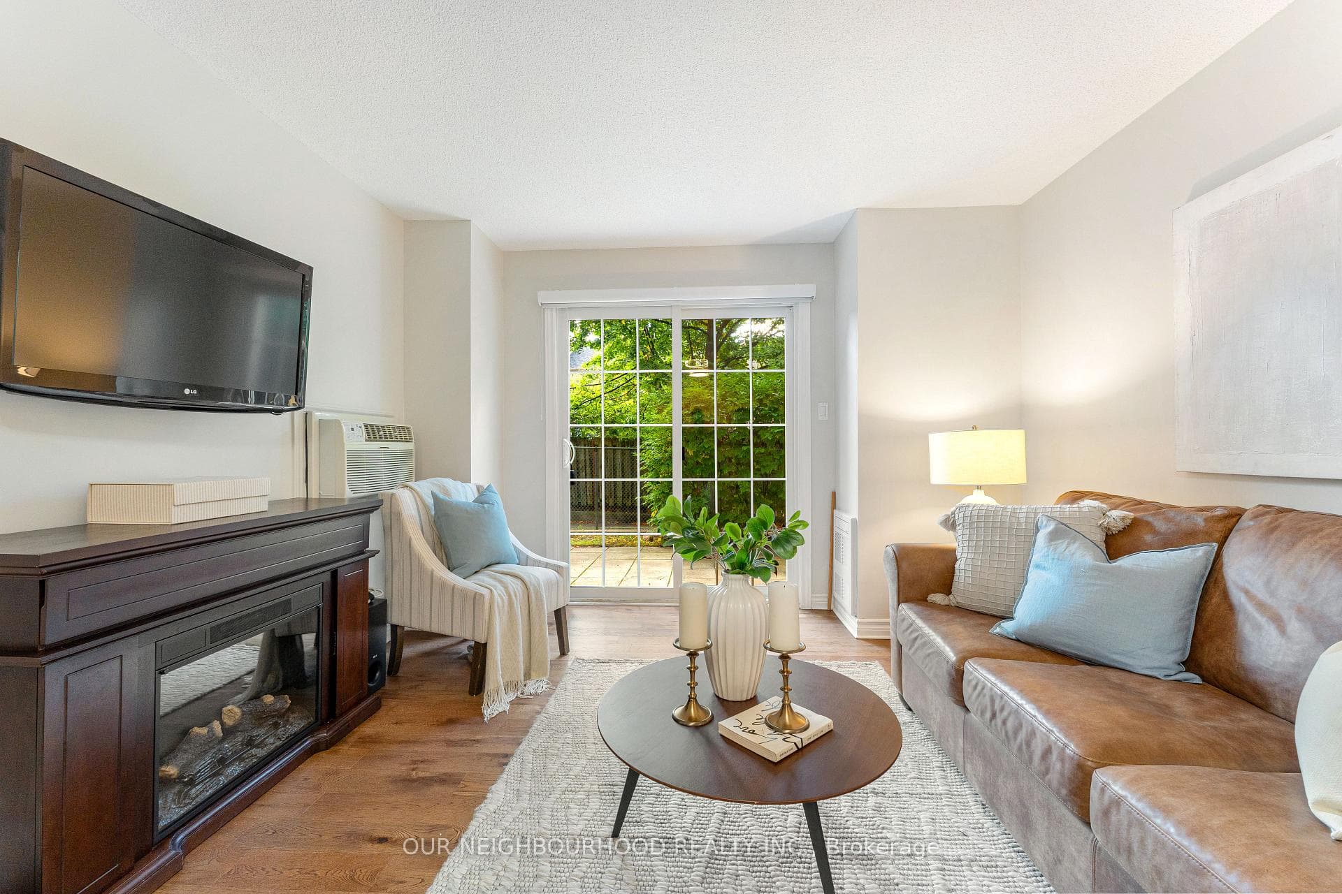 87 Aspen Springs Drive Unit 106 photo 2