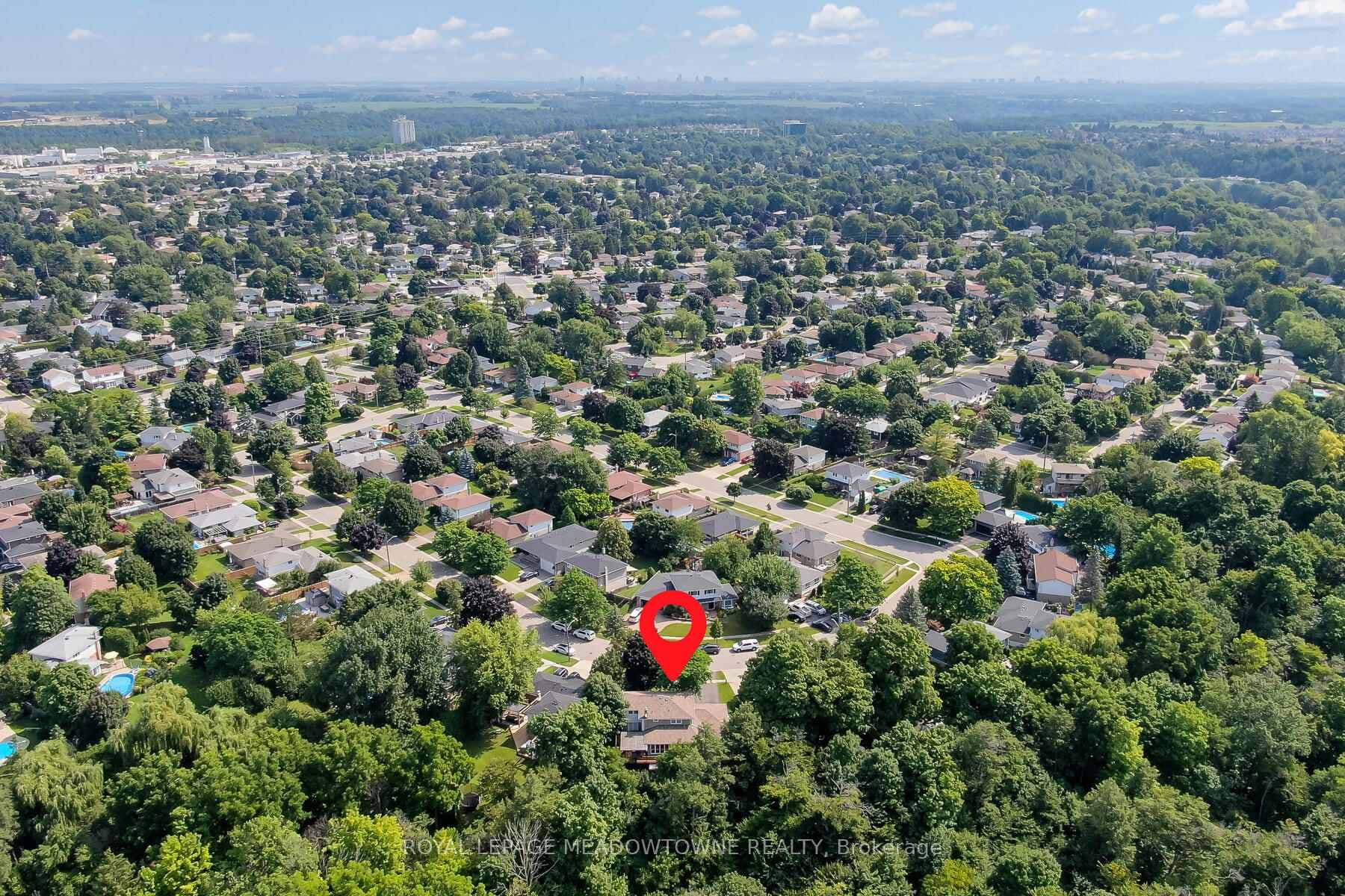 47 Dawson Crescent photo 40