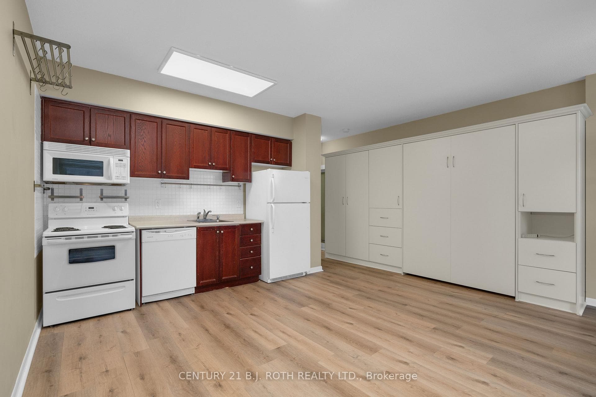 2464 Weston Road Unit 109 photo 10