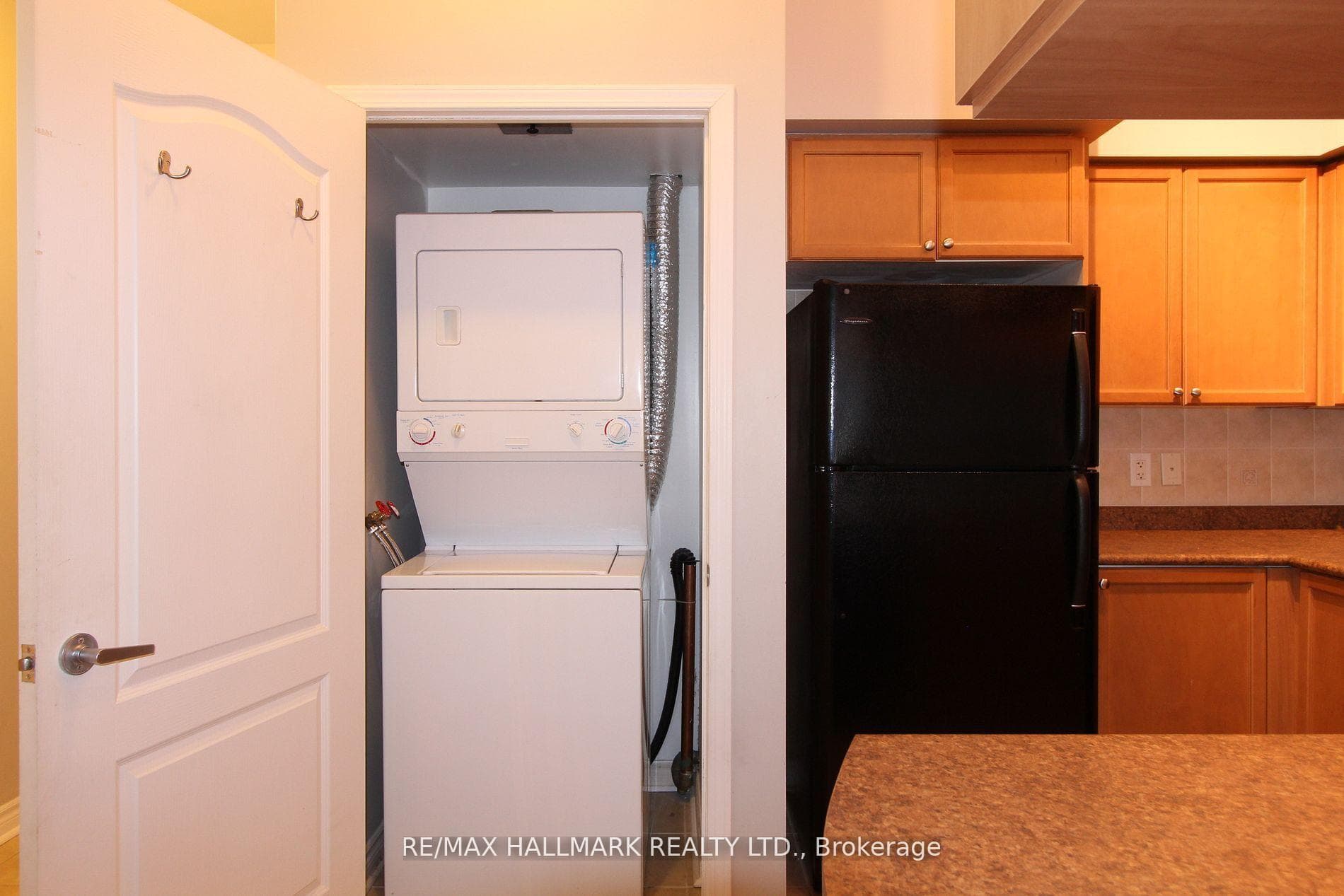 320 City Centre Drive Unit 317 photo 24