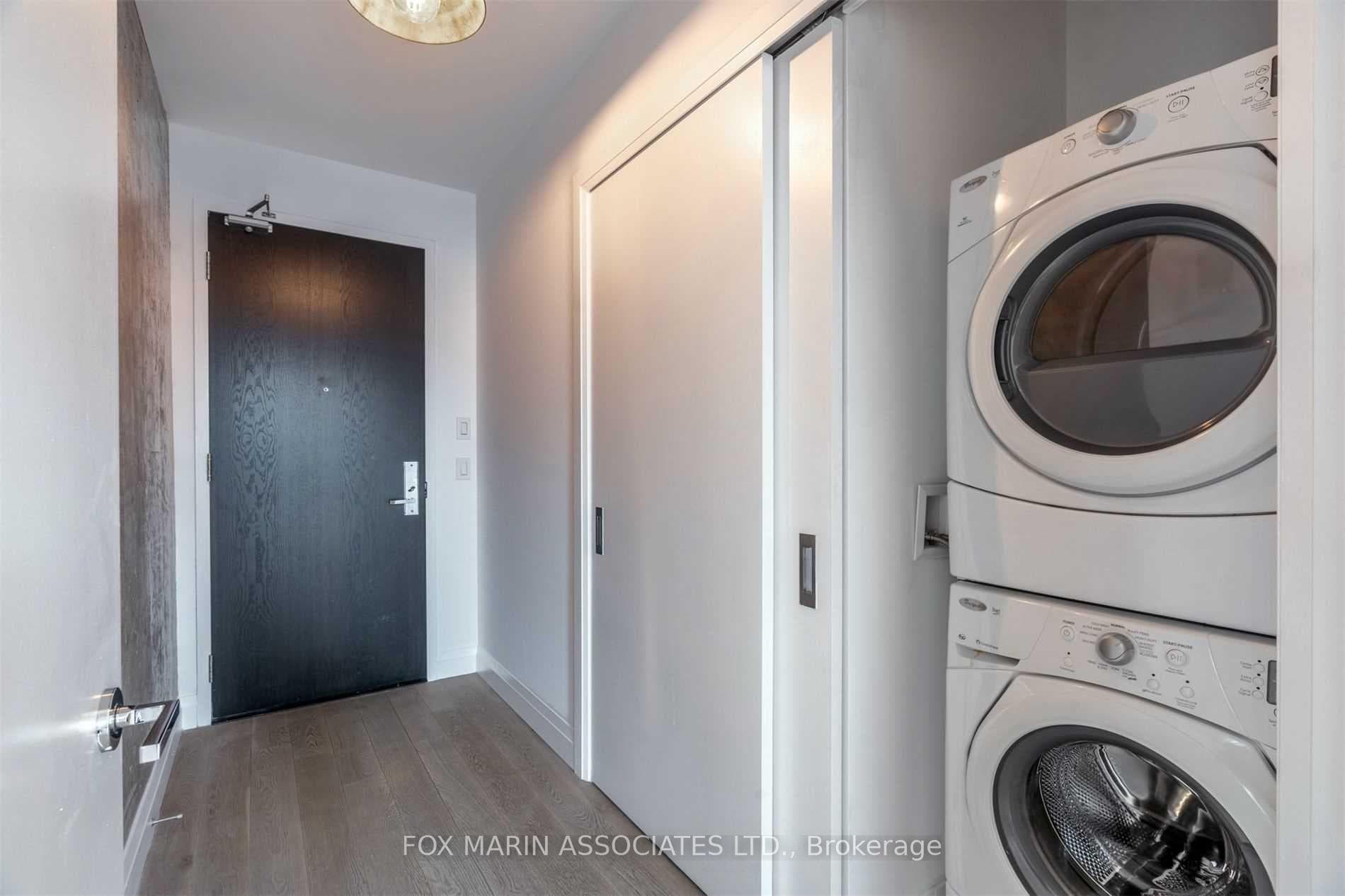 224 King Street Unit 3703 photo 27