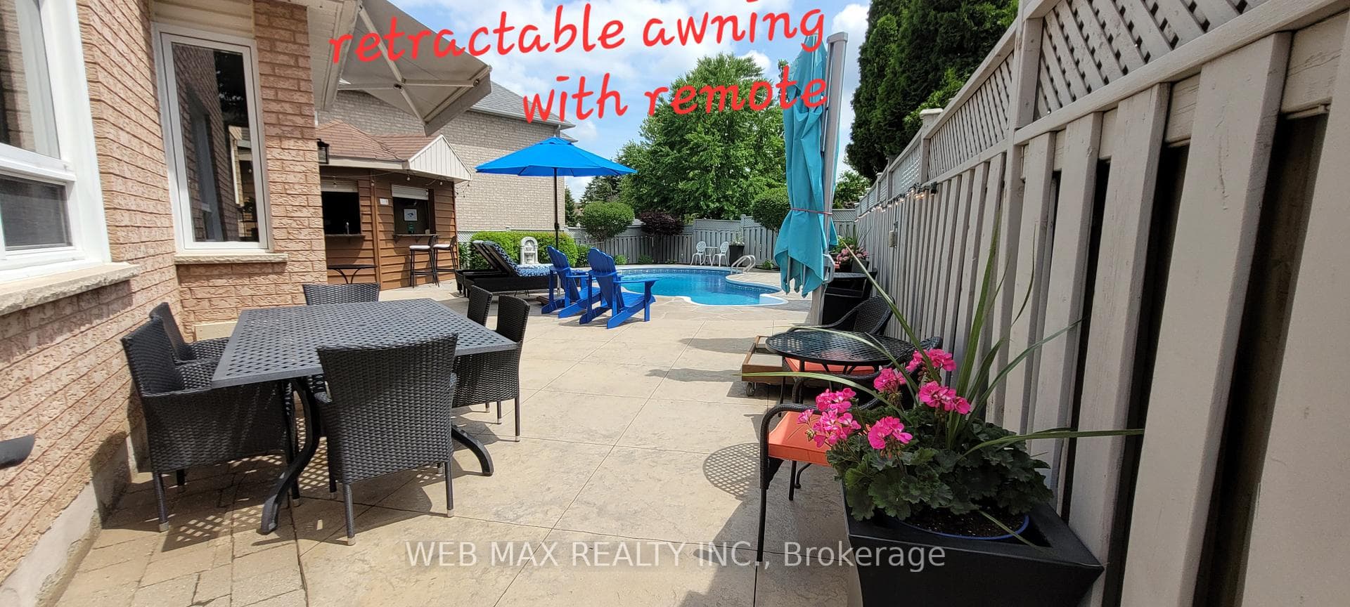 retractable awning