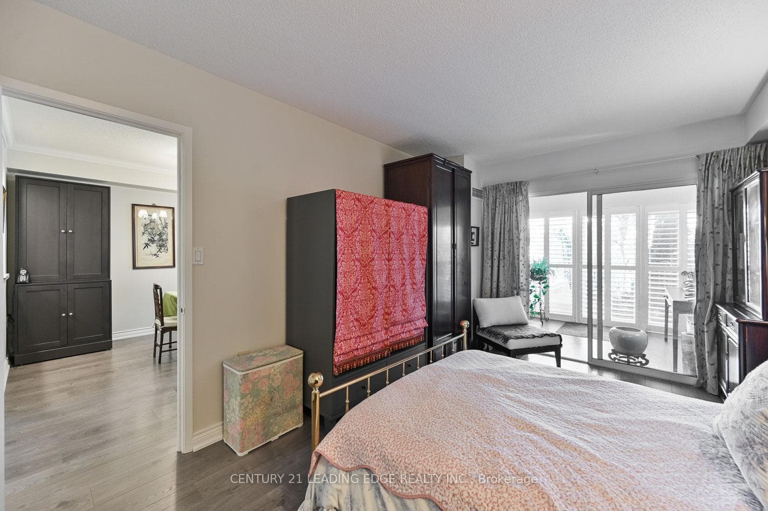 100 Anna Russell Way Unit 124 photo 26
