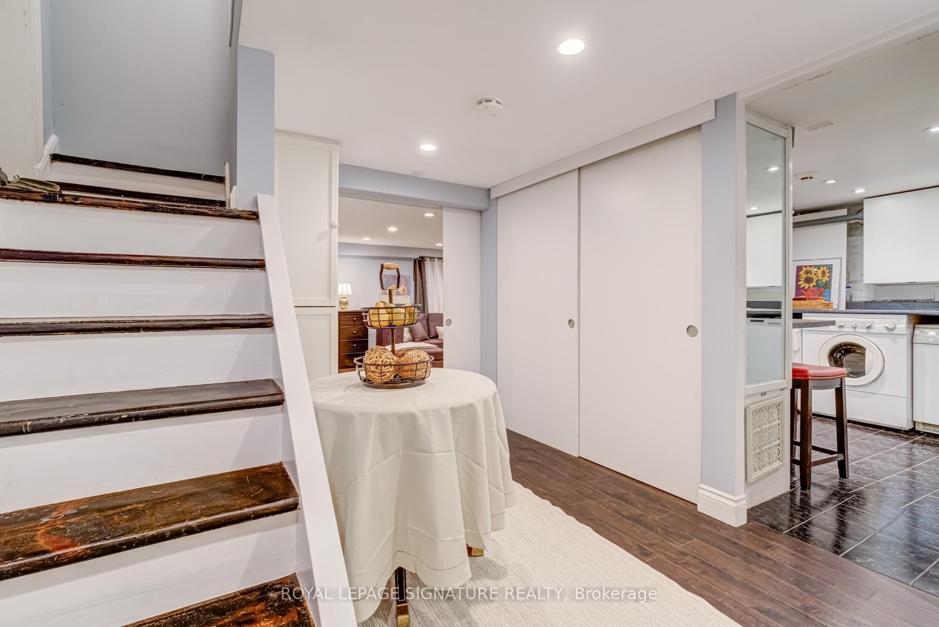 229 Glengrove Avenue photo 27