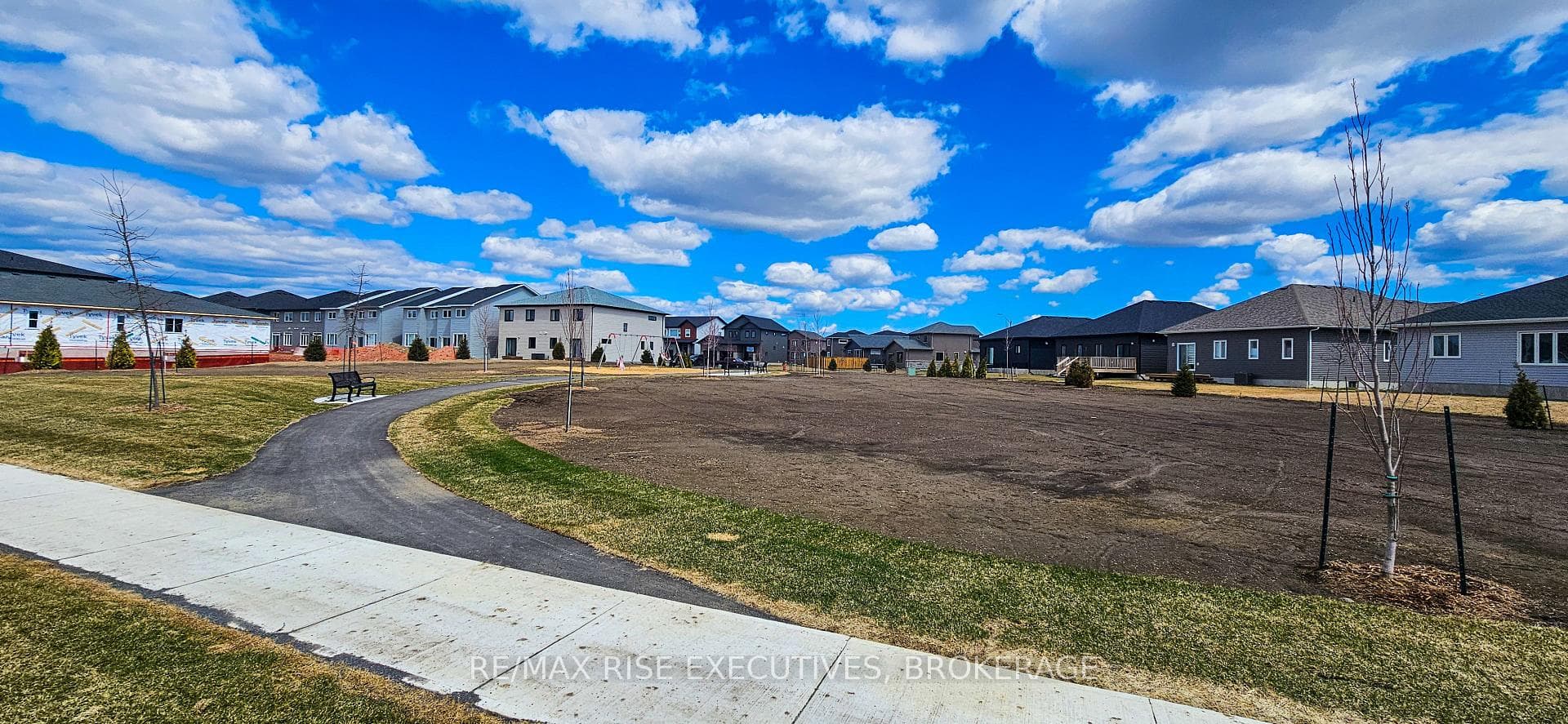 163 Creighton Drive photo 16
