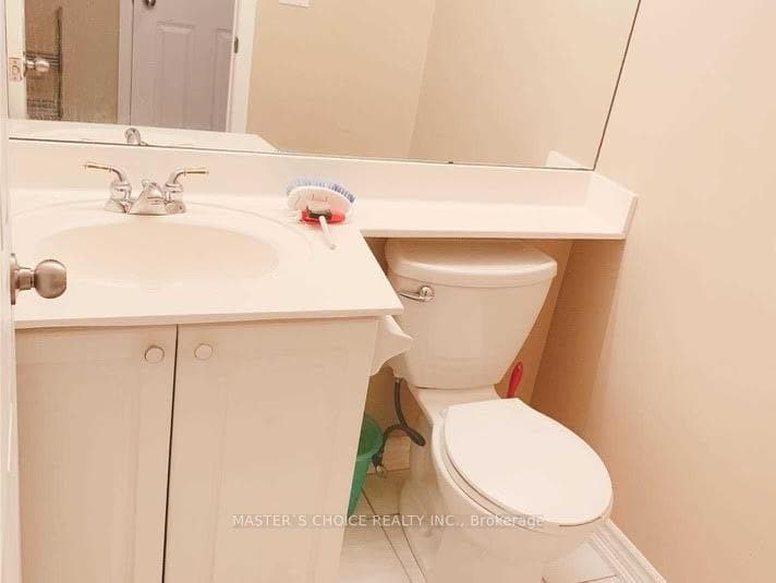 909 Bay Street Unit 1106 photo 6