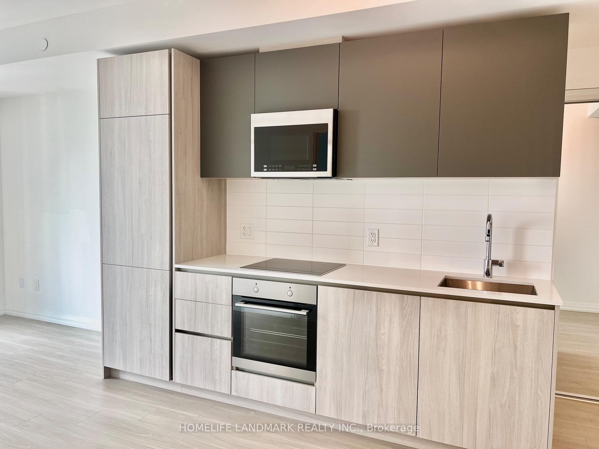 28 Widmer Street Unit 3820 photo 10