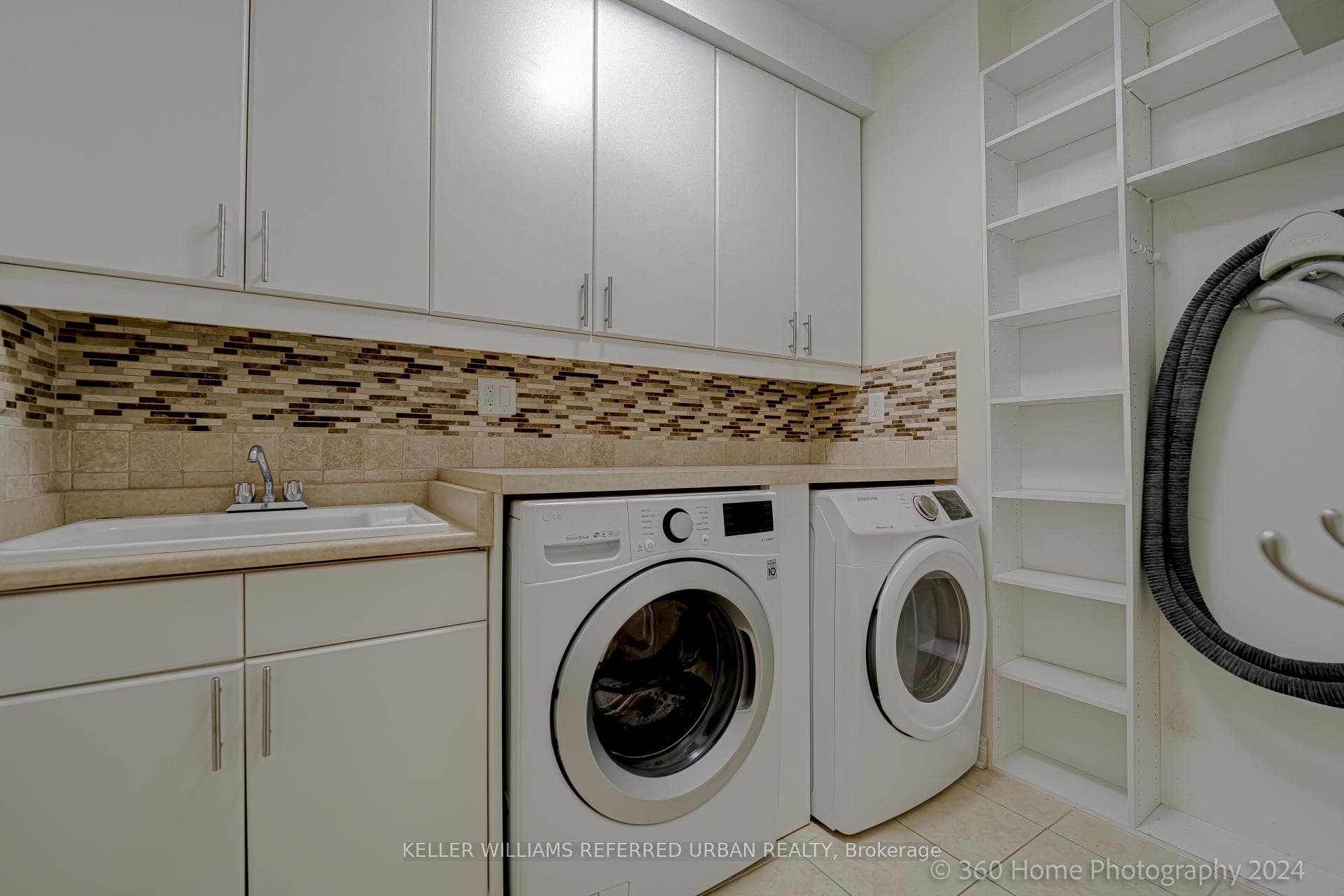 130 Bestview Crescent photo 34