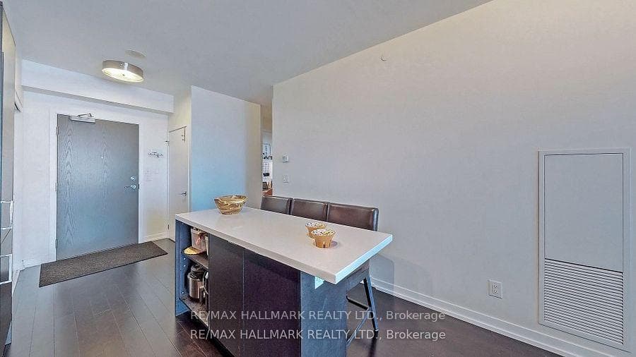 21 Widmer Street Unit 1804 photo 19