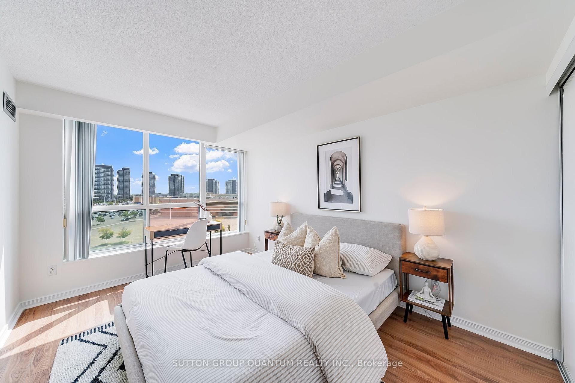 2585 Erin Centre Blvd. Boulevard Unit 703 photo 13