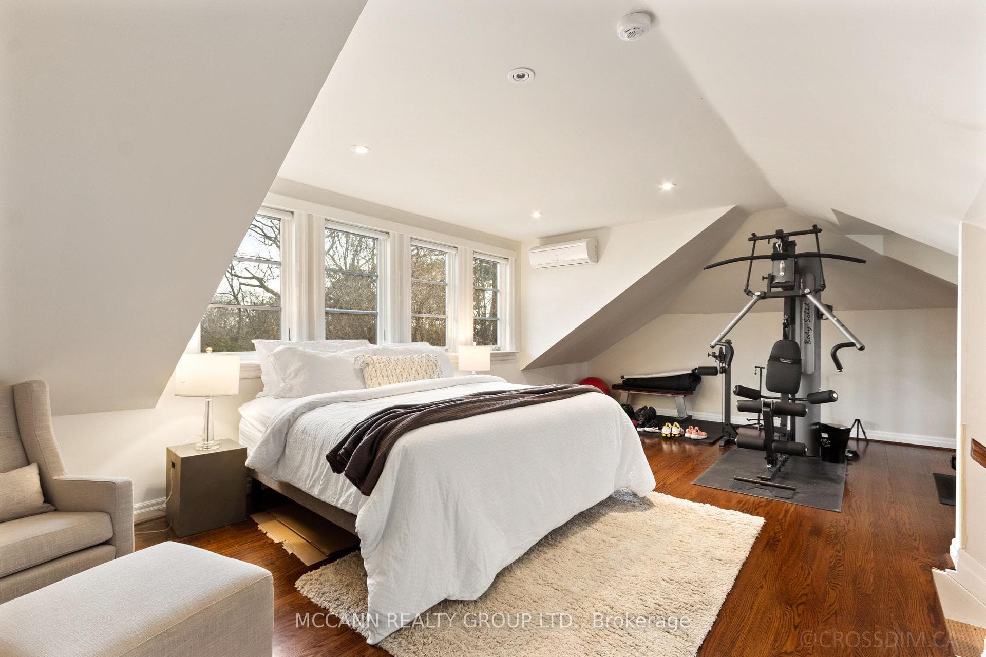 27 Strathgowan Crescent photo 34