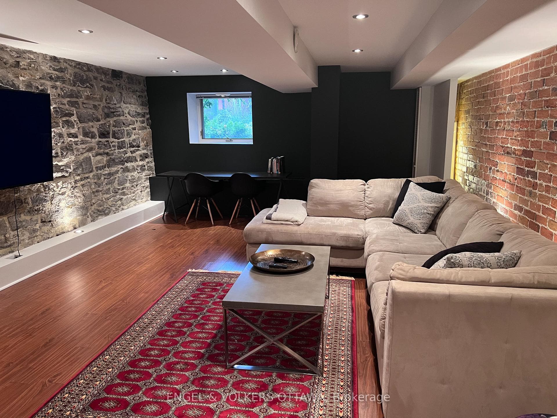 103 James Street photo 21