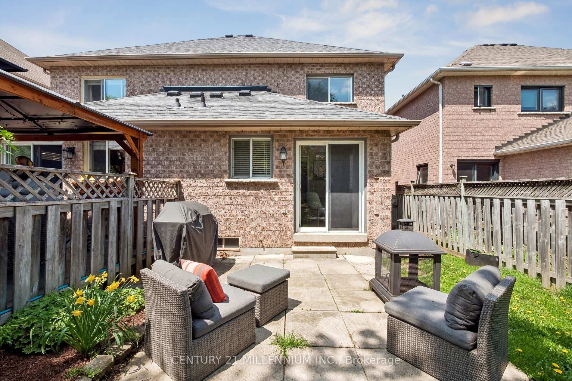 116 Woodroof Crescent photo 47