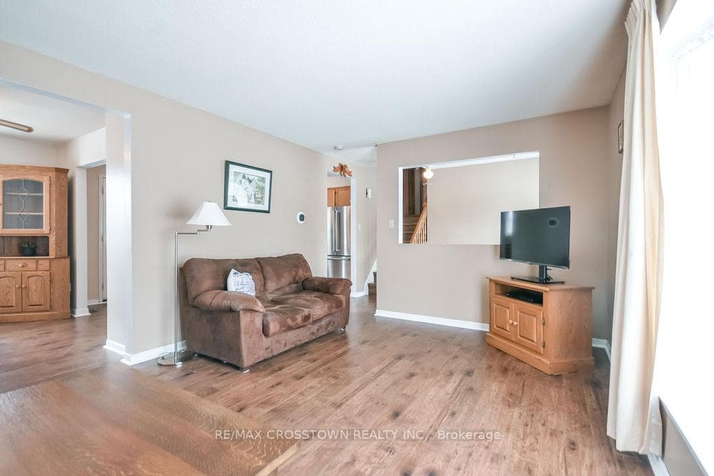 169 Oriole Drive photo 10