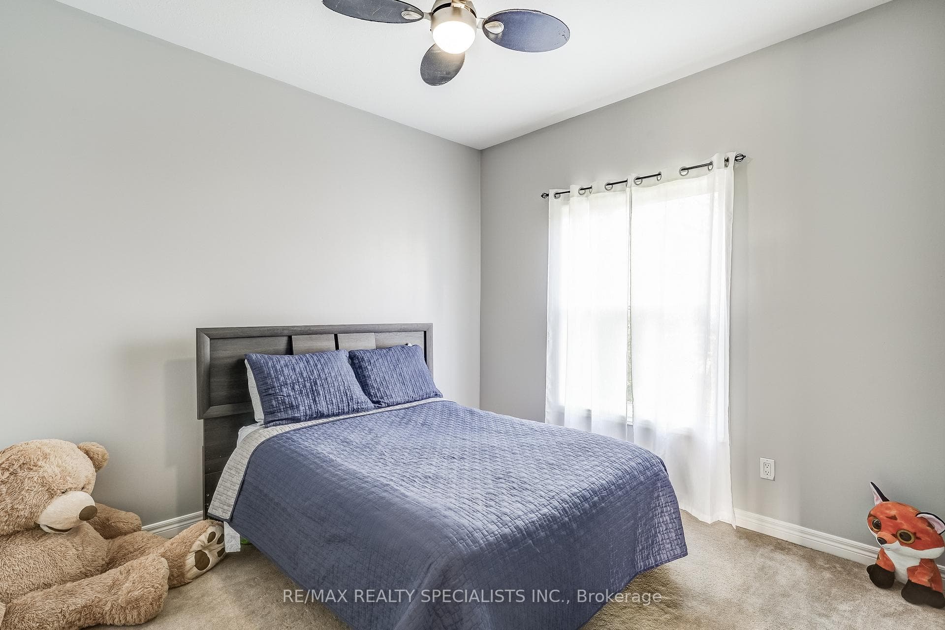 3 Vanderpost Crescent photo 17