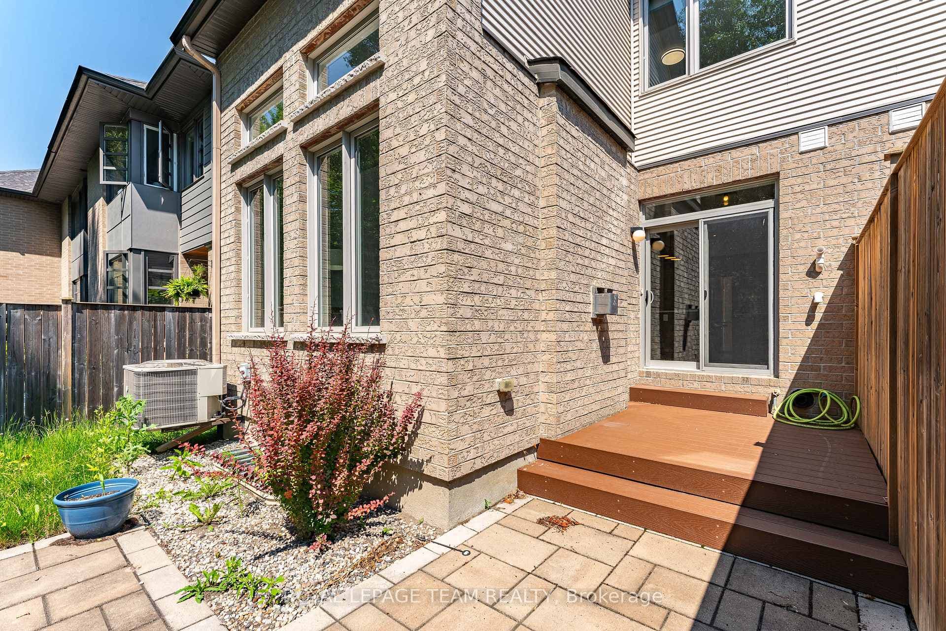 534 STARGAZER Crescent photo 46