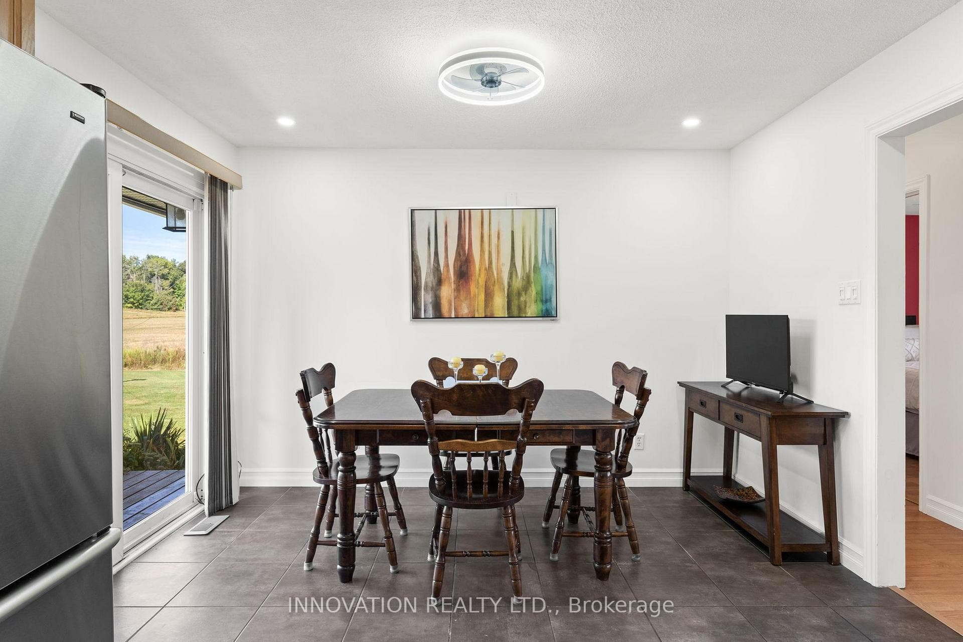 4001 Dunrobin Road photo 14