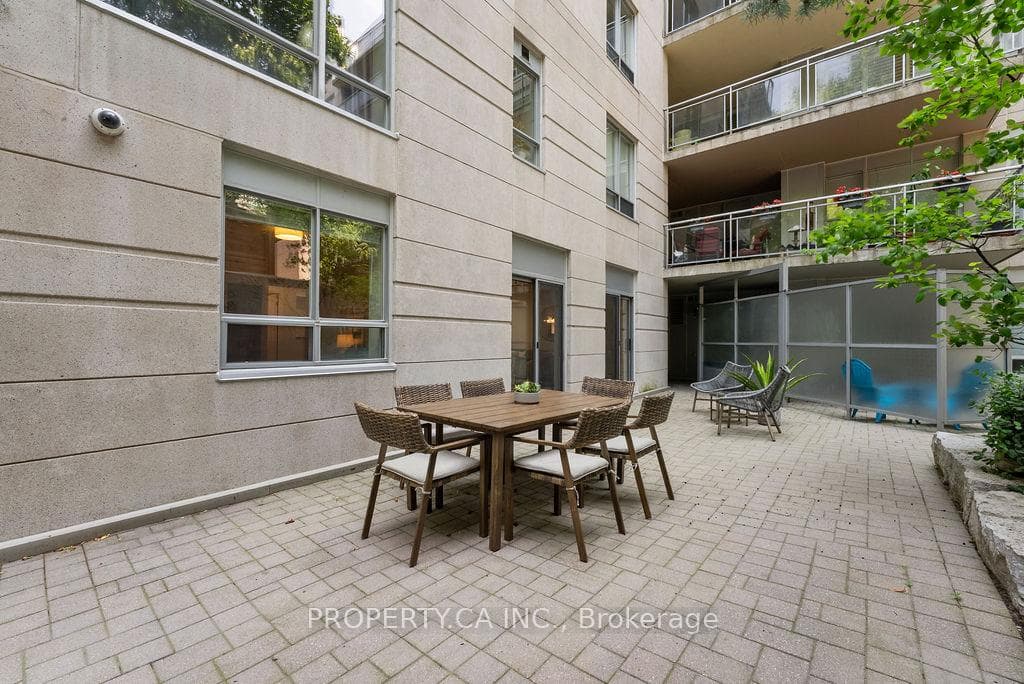 1801 Bayview Avenue Unit 101 photo 28