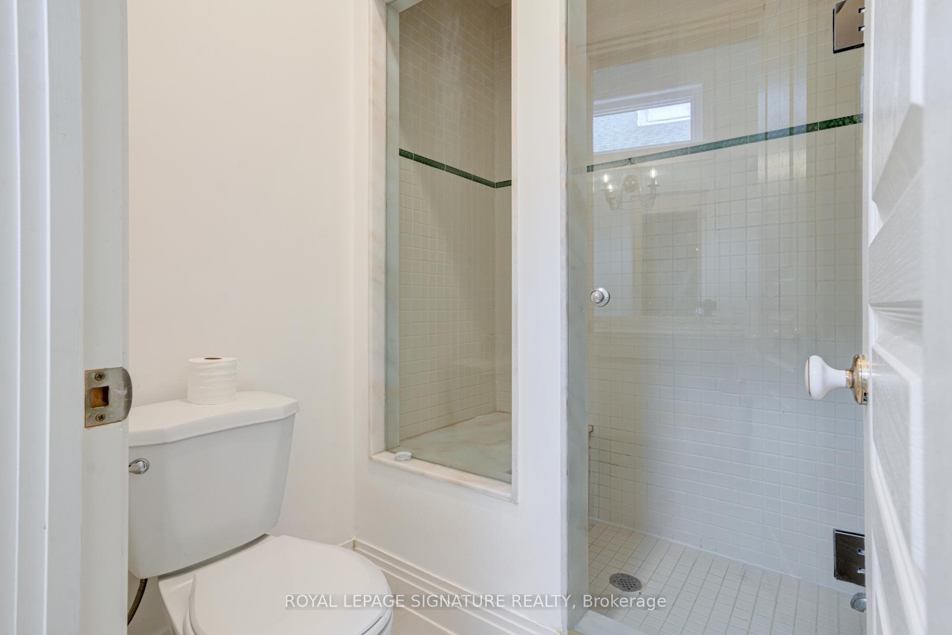 53 Florence Avenue Unit Main photo 20