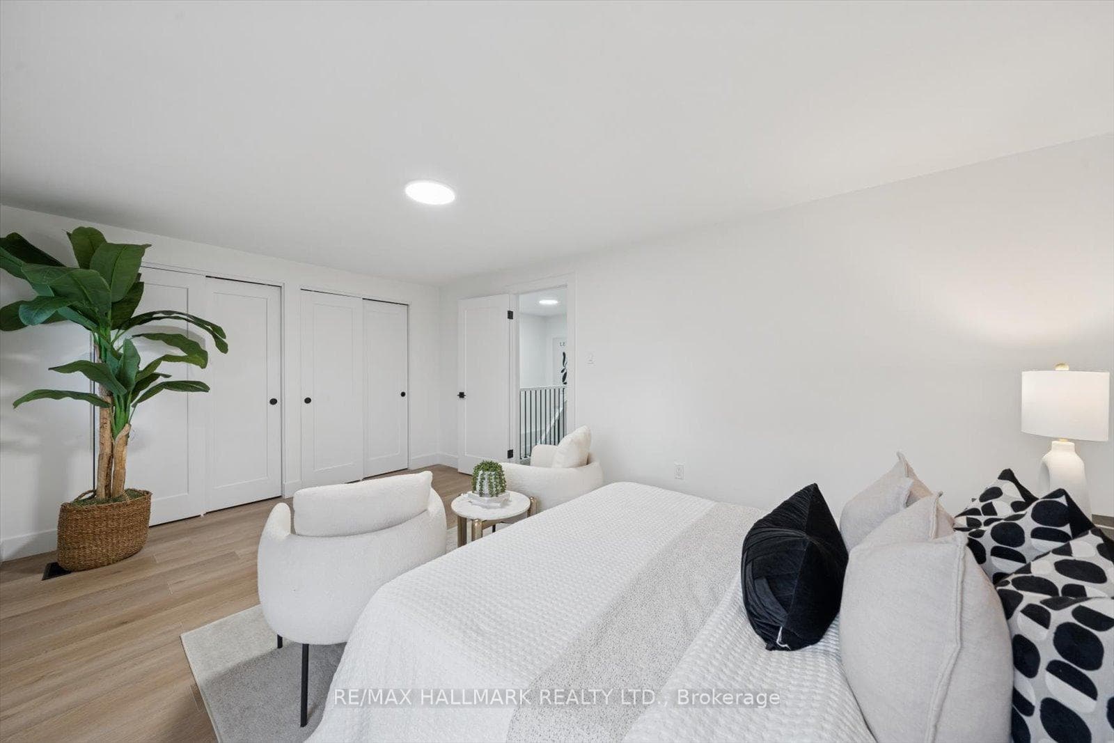 62 Pepperell Crescent photo 33