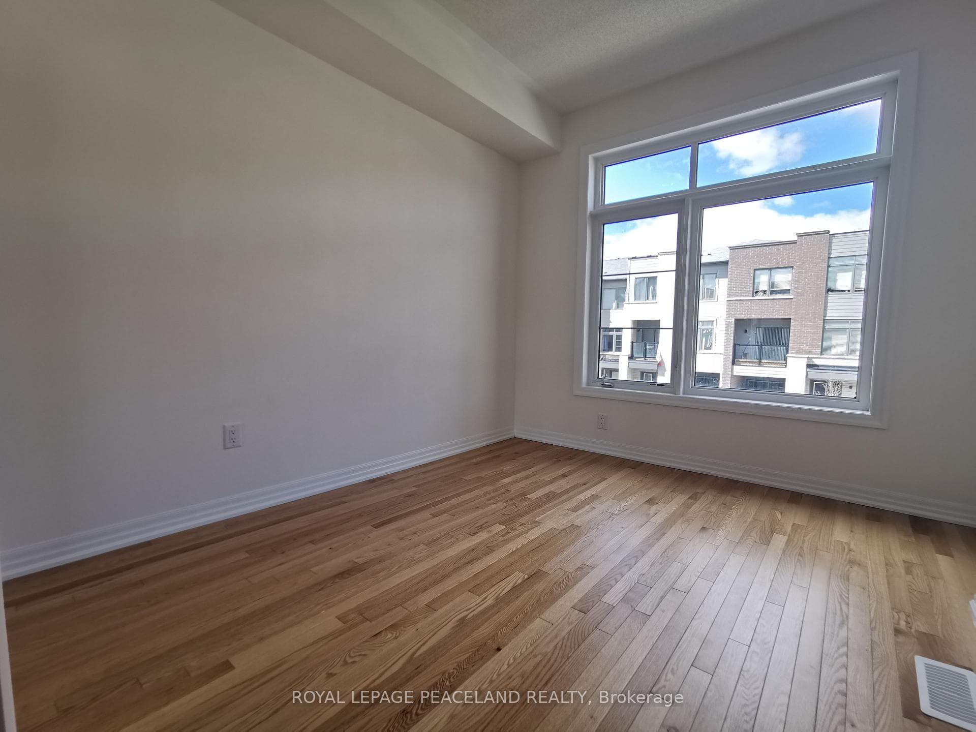 17 Delano Way photo 7