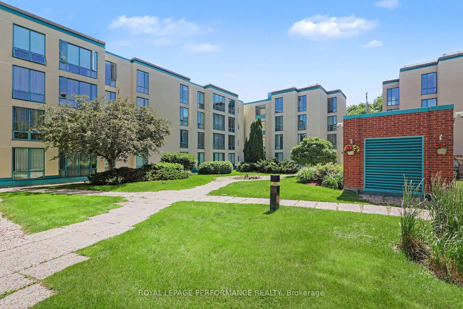 340 Centrum Boulevard Unit 304 photo 33