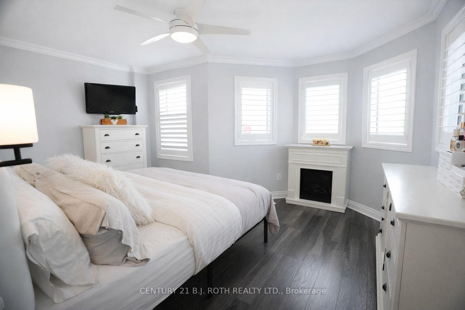 9 Laidlaw Drive photo 18